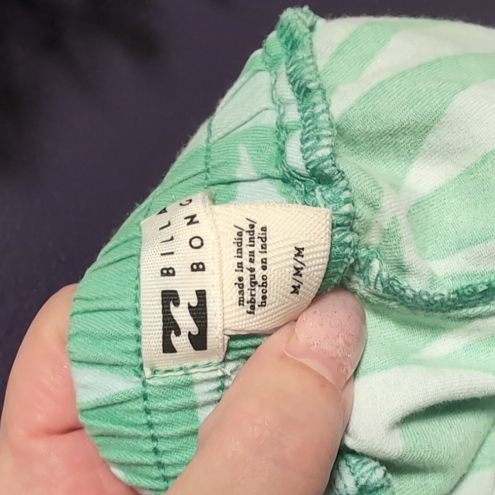 Billabong Mint Leaf Print Women's Cotton Shorts - Picture 7 of 8